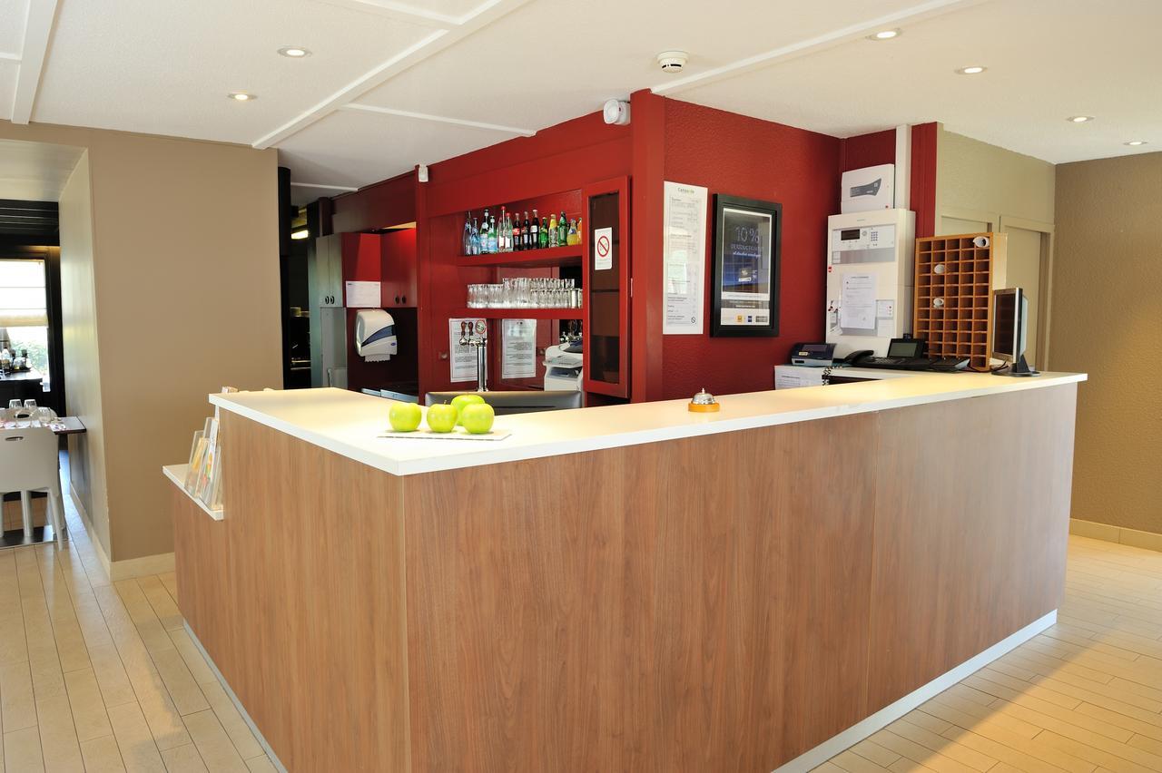 Campanile Rouen Nord - Barentin Hotel Bagian luar foto