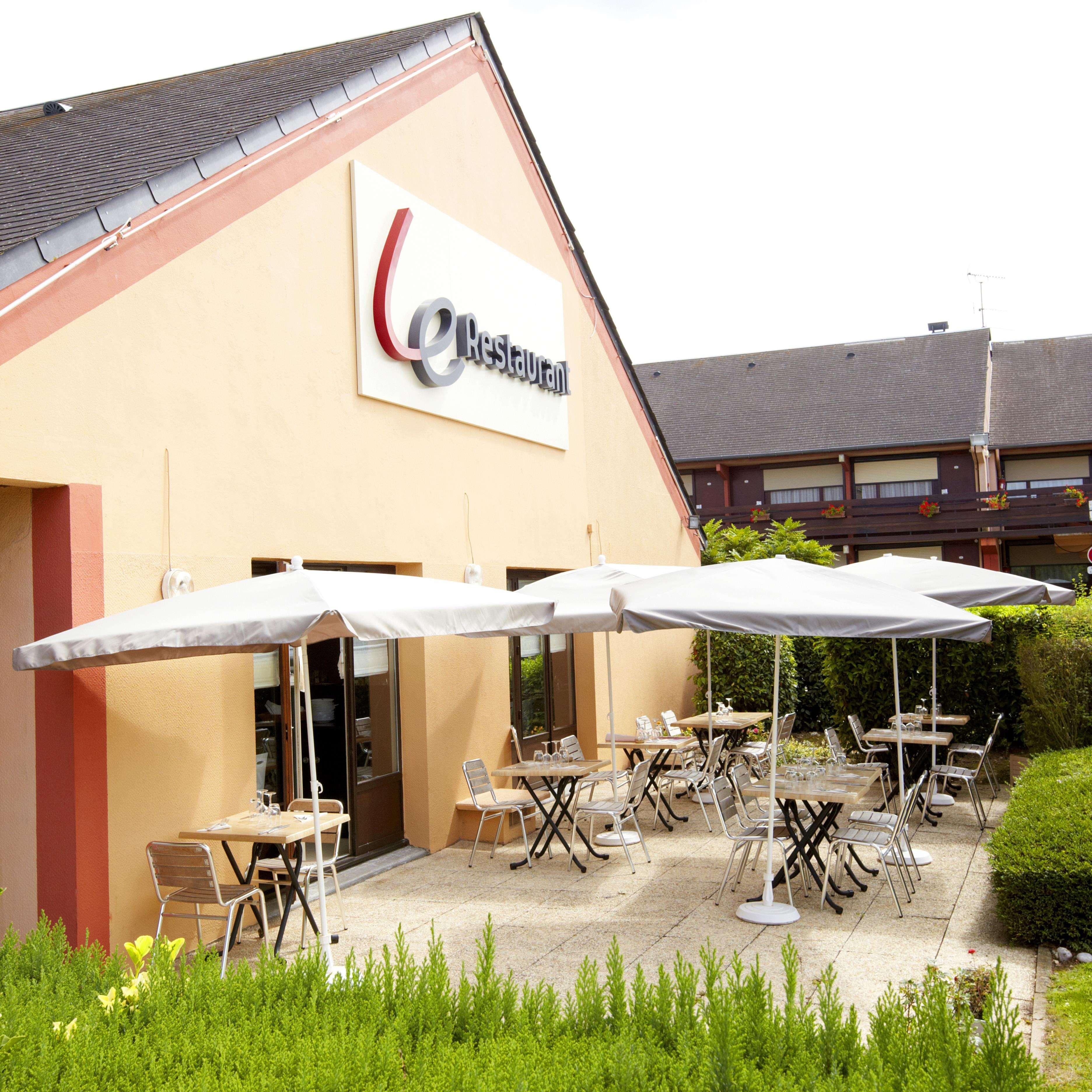 Campanile Rouen Nord - Barentin Hotel Bagian luar foto